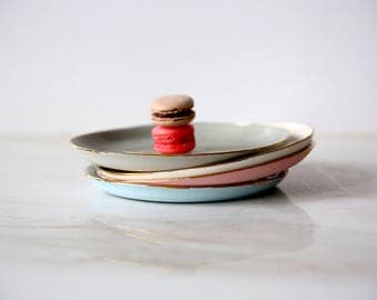 Ceramic plate,cake plate,dessert plate,small ceramic plate,modern plate,pottery plate,gold plate,ceramic dish,porcelain dinnerware