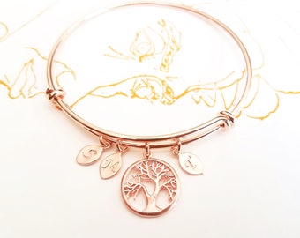 personalized jewelry Family tree bracelet, Pinecone Bracelet, Mothers Day From Daughter, Personalized Mom Jewelry, Mother of the Bride Gift