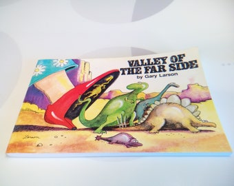 Vintage 1985, 1993 Valley of The Far Side Book by Gary Larson, Collection #5, Sixteenth Printing