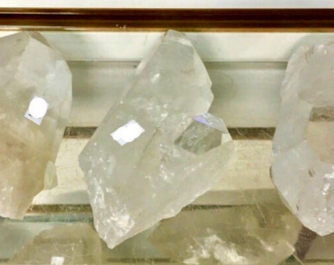 Tibetan Quartz Point from Tibet- Crystal Quartz \ Quartz Crystal \ Healing Crystals \ Reiki \ Crystal \ Quartz Point \ Chakra \ Raw Quartz