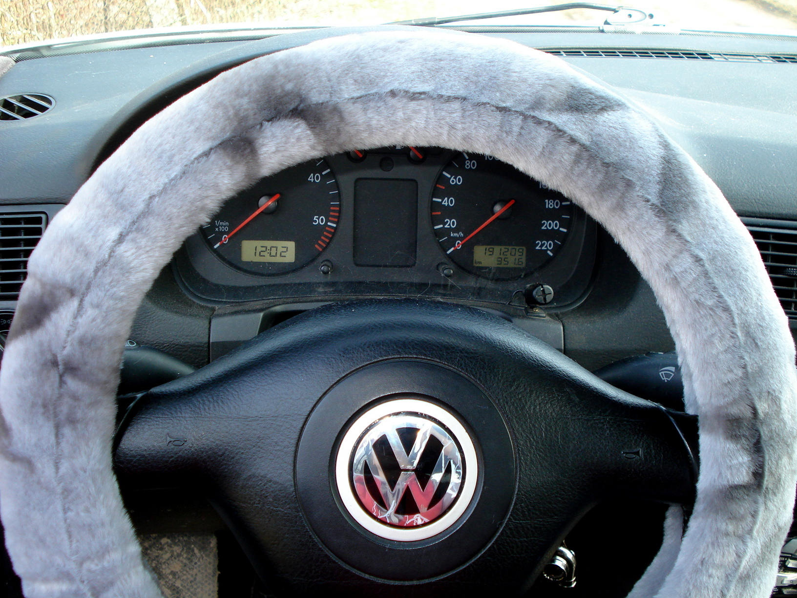Fuzzy Steering Wheel Cover Grey Soft Steering Wheel Cover