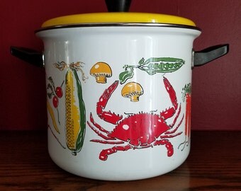 Vintage San Ignacio Cooking Pot with vegetable and crab design, steamer pot, crab boil, enamel pot, retro cookware, herb planter