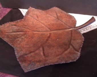 Large Leaf Platter, Home Decor, (# 832/48)