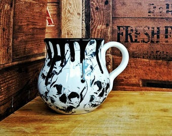 Skull Mug, Black skulls cup, hand painted jar, ceramic mugs, Colourful skulls, Gothic gift, Goth tea lover, Coffee Cup, Unique Birthday gift