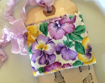 Pansies galore vintage trim - Vintage pansy fabric
