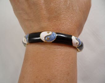 Gorgeous Gold Tone Blue White Enamel Hinged Bangle Bracelet
