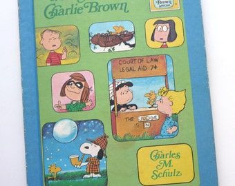 Its a Mystery Charlie Brown, Vintage Childrens Book, Hardcover, Charles M Schulz, Popular Cartoon, Reading, Collectible Book, Peanuts, Retro