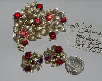 1960s authentic vintage LISNER SET--brooch and earrings- clip ons mint condition 2 shades of red