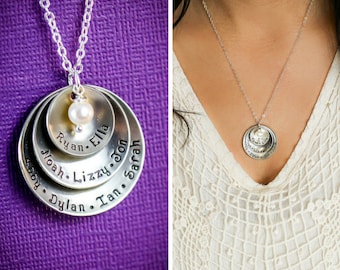 SALE • Grandmother Gift Grandma Necklace • Mom Gift • Childrens Name Necklace • Large Family Gift • Nameplate Necklace • Custom Mom Necklace