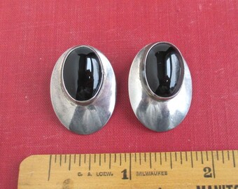 925 Sterling Silver & Black Earrings - Pierced, Vintage Southwestern / Native American