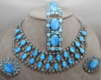JULIANA Sky Blue Moonglow Cabochon Necklace, Bracelet & Earrings Parure OAE4
