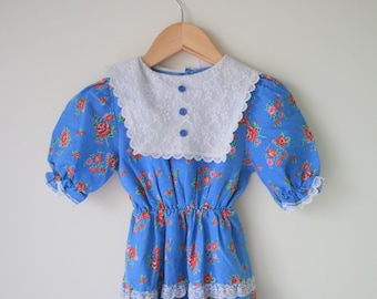 1960s FLORAL LACE Peasant Girls Dress...size 6 girls...kids. children. girls dress. lace. blue floral. mid century. peasant. ruffled. tiered