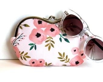Sunglasses case, large sunglass case, blush sunglass case, eyeglass case, sunglass holder, small clutch, coin purse, bridal clutch