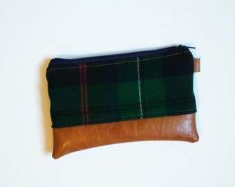 Plaid coin purse - green, black and navy