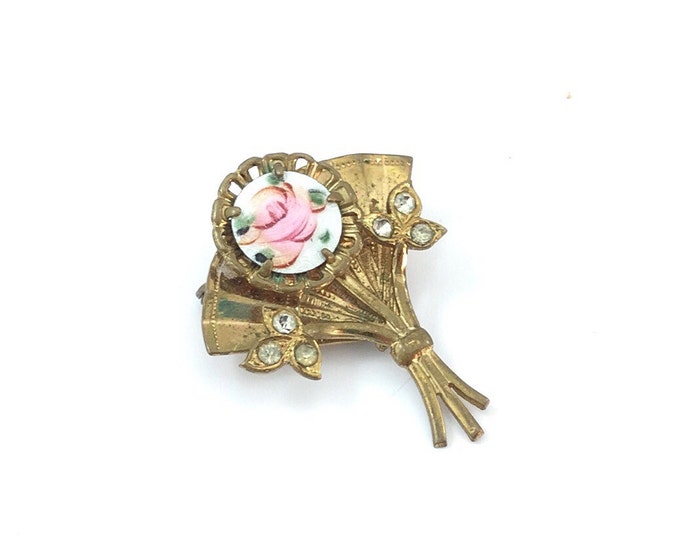 Antique vintage Coro guilloche brooch scatter pin, fan brooch white and pink roses guilloche, rhinestones coro brooch. Nice