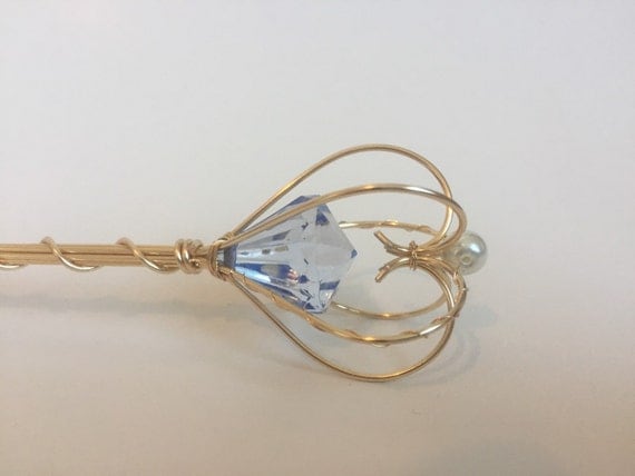 gold pearl jewel scepter