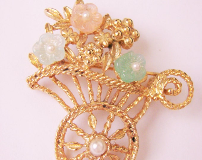 Vintage Flower Cart Brooch Pastel Molded Glass Flowers Pearls Retro