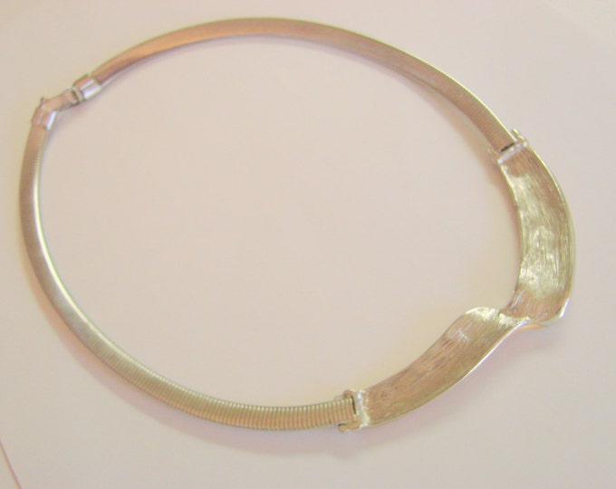 1980s Modernist Tan Variegated Enamel Silver Tone Necklace Vintage Jewelry Jewellery