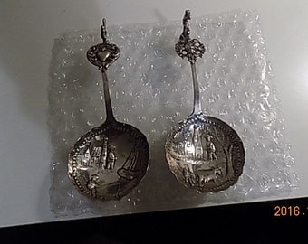 Dutch silver caddy spoons pair 18th 19th century