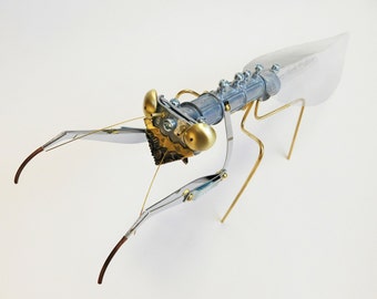 Steampunk Metal Praying Mantis Sculpture