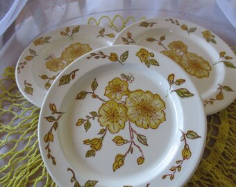 Anchor Hocking Devonshire Ironstone salad plates with yellow flowers Good Set of 3