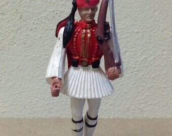 Aohna Greek toy soldier figure Evzone vintage 1970s Greece plastic detailed paint miniature toy