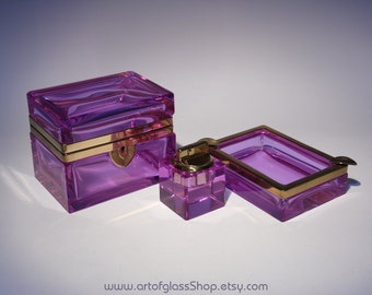 Murano alexandrite glass desk set: casket, ashtray & lighter