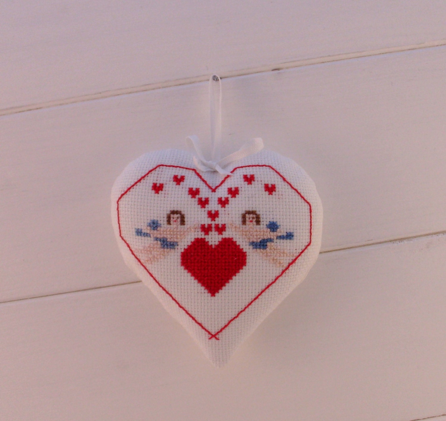 Heart door hanger cross stitch cherubs cross stitch