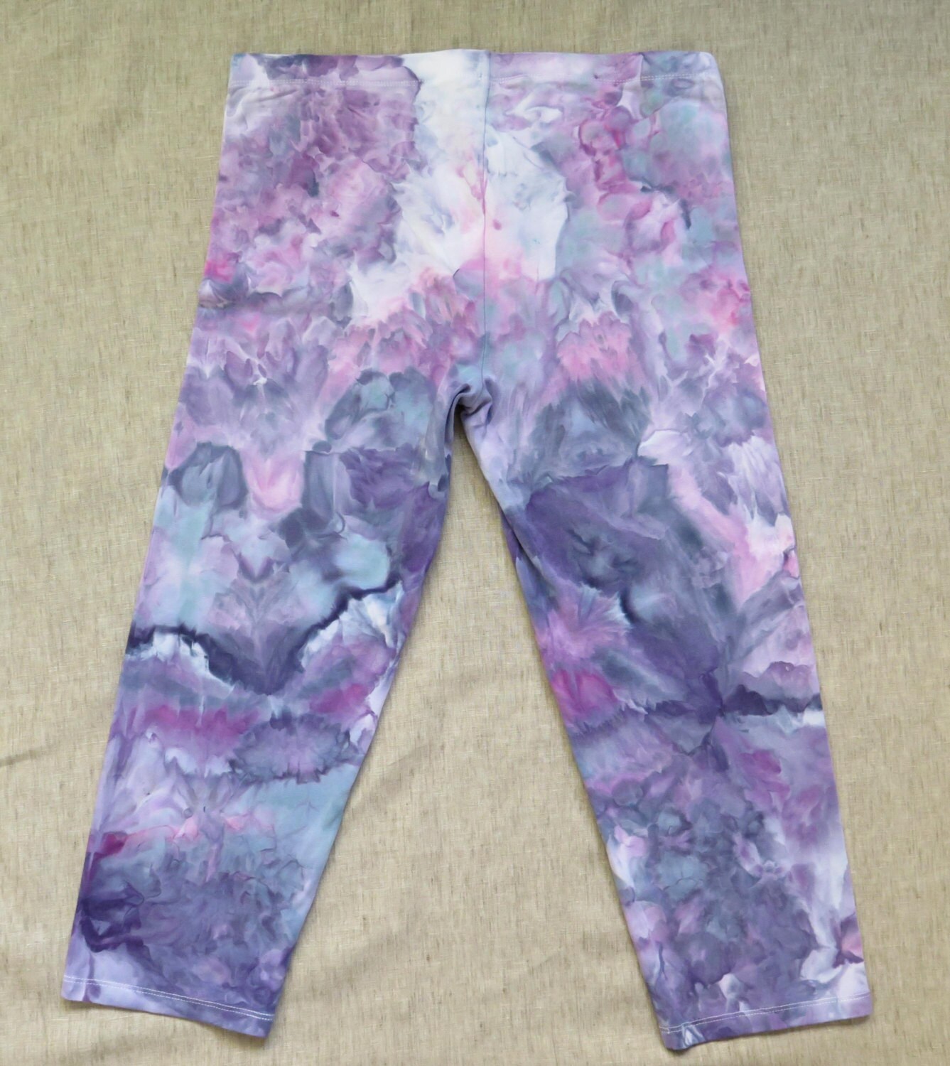 Violet Rorschach 3/4 leggings Yoga pants active wear