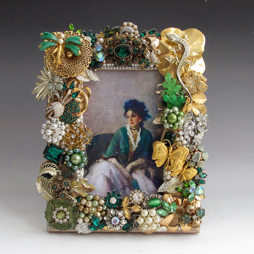 Jeweled Picture Frame in Emerald Green & Gold Vintage Jewelry