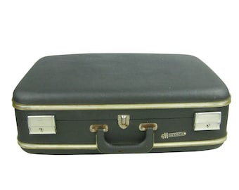 Vintage 1960 Gray Monarch Suitcase Luggage, Grey Medium Large Hard Shell Luggage, Grey Storage, Overnight Carry All, Wedding Photo Prop