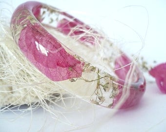 Terrarium Bangle - Floral Resin Jewelry - Botanical Bangle - Pressed Flower Bracelet - Real Flower Bangle - Pressed Flower Bangles - Pink
