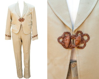 1950s Medium Suit Mens Charro Mariachi Pants Jacket Set Beige Taupe Natural Folk Mexico Mexican Western Country Ranchero Norteno Musician
