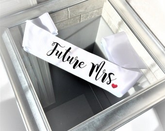 bachelorette party sash, Future Mrs Sash, Bride Sash, Bride to be sash, bachelorette sash, Bachelorette Party, Personalized Sash, Weddings