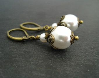 Bridal Earrings Wedding bridal pearl earrings vintage ivory pearl earrings