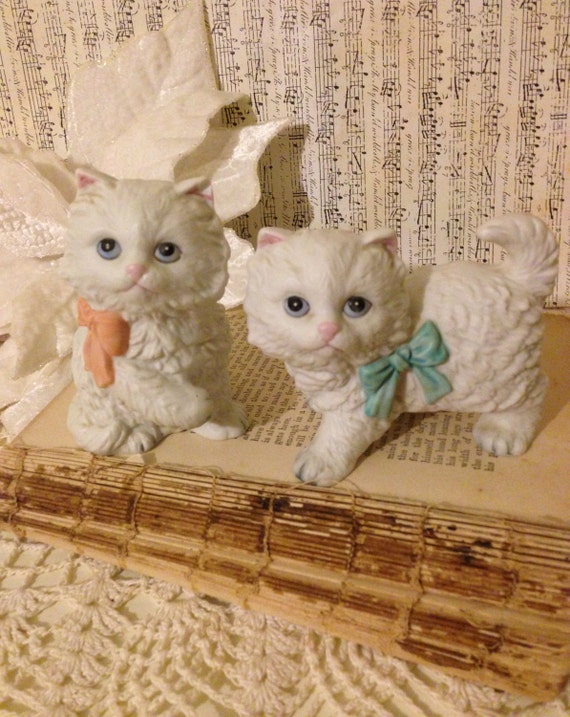 Vintage Homco Kitten Figurines Small Kitty Cat White Kitten