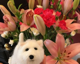 Mini needle felted model of a Westie. Dog. Dog lover gift. Miniature. Gift. Pet lover. Ornament. Handmade. Unique gift.