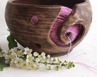 ceramic yarn bowl, stoneware, rustic pottery, pottery handmade, yarn bowl, knitting bowl, crochet bowl, gift for mum, pottery bowl