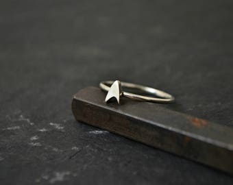 Star Trek Ring, Silver or Solid 14K Gold Everyday Simple Star Trek Ring Jewelry, Sci-fi Insignia Emblem Geek Jewelry