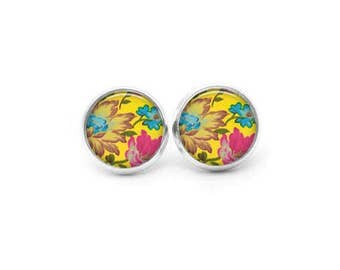 Flowers Earrings, Flowers Stud Earrings, Flowers Post Earrings, Spring Earrings, Yellow Stud Earrings, Flowers Jewelry, OOH LA LA