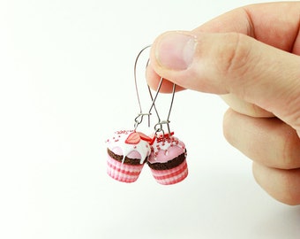 Yogurt - Strawberry Cupcake Earrings