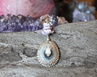 Hawaiian Seashell Necklace - Shell Jewelry from Hawaii - Ocean Inspired Necklace - Seashell Jewelry made in Hawaii - Hawaii Shell Necklace