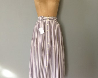 SALE...periwinkle striped skirt | button front flouncy skirt