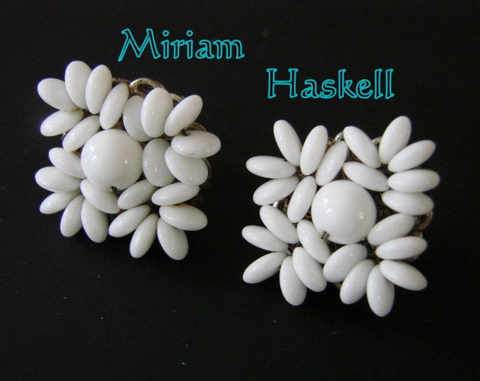 Miriam Haskell Mid Century Milk Glass Cluster Bead Clip Earrings Vintage Jewelry Jewellery