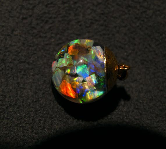 Floating Opals Necklace with 6 Carats beautiful Andamooka and