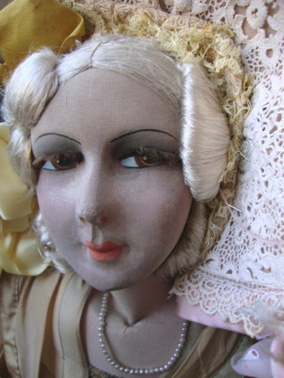 Antique French boudoir Doll / Poupée Boudoir / Doll Cream