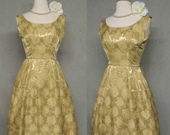 SALE Vintage 50s Dress / Dusty Gold Fit n Flare Silk Brocade Jacquard Crinoline Lined Bombshell Party Frock XS