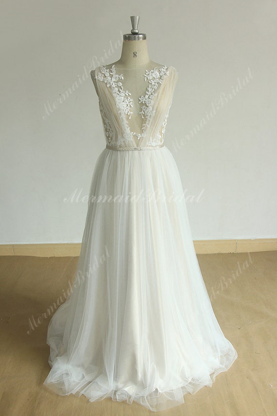 Open back Deep V neckline tulle lace wedding dress with