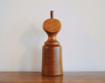 Dansk Teak Pepper Mill Salt Shaker 833, Mid Century Scandinavian Modern Jens Quistgaard Pepper Grinder, Dansk Designs IHQ Peppermill Denmark