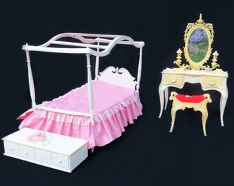 c1963 Barbie Susy Goose Furniture, Vintage Barbie Bedroom Set, 4-Poster Canopy Bed, Hope Chest, Mirrored Vanity & Bench, Bedspread, All Nice